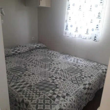 Campalans Rural Mobilhomes 3* Borreda