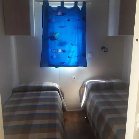 Campalans Rural Mobilhomes Hotel Borreda